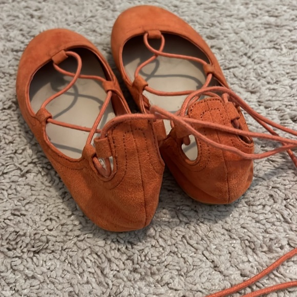 Zara Girls Lace Up Ballet Flats - Picture 6 of 6